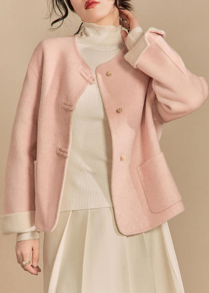 Classic Vintage Coat with a Flattering Fit