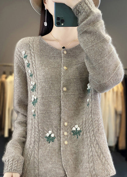 Classic Vintage & Enduringly Stylish Coat