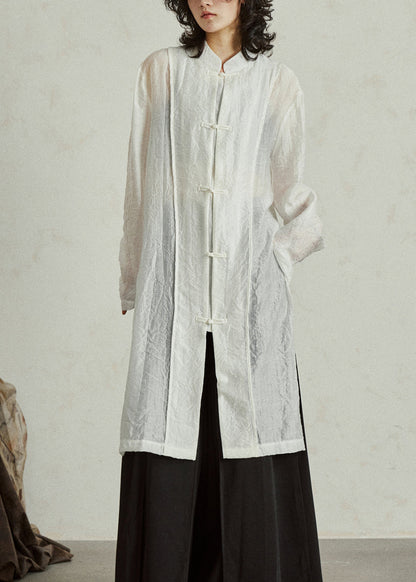 Well Tailored Shirt with a Graceful Silhouette