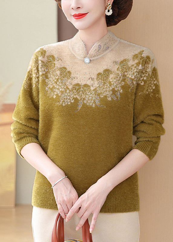 Well Tailored Sweater with a Graceful Silhouette