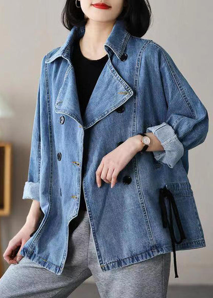 Classic Vintage & Enduringly Stylish Coat