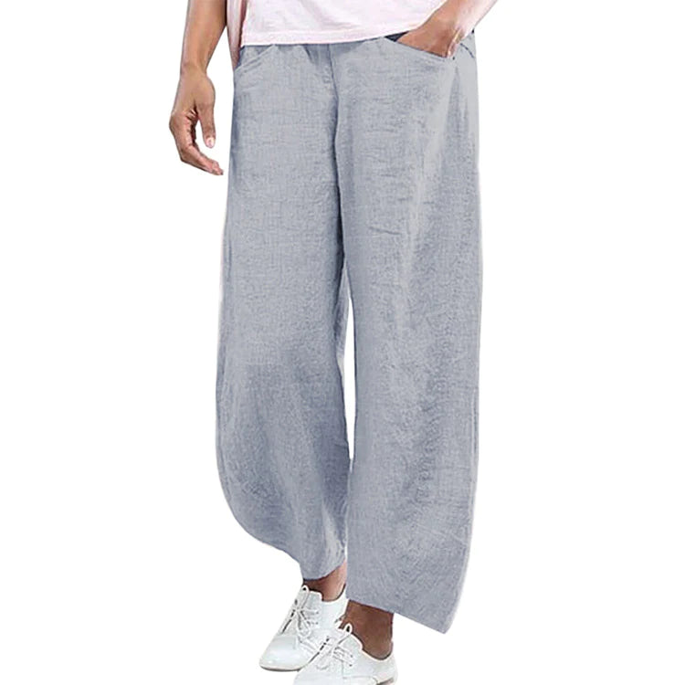 Classic Vintage Pants with a Flattering Fit