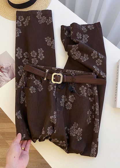 Well Tailored Pants with a Graceful Silhouette