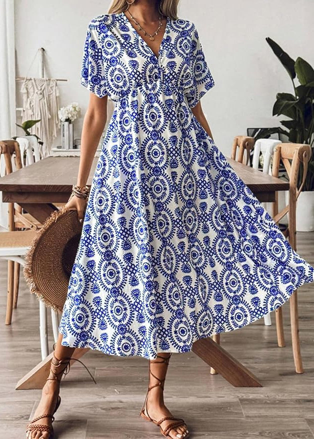 Well Tailored Dress with a Graceful Silhouette