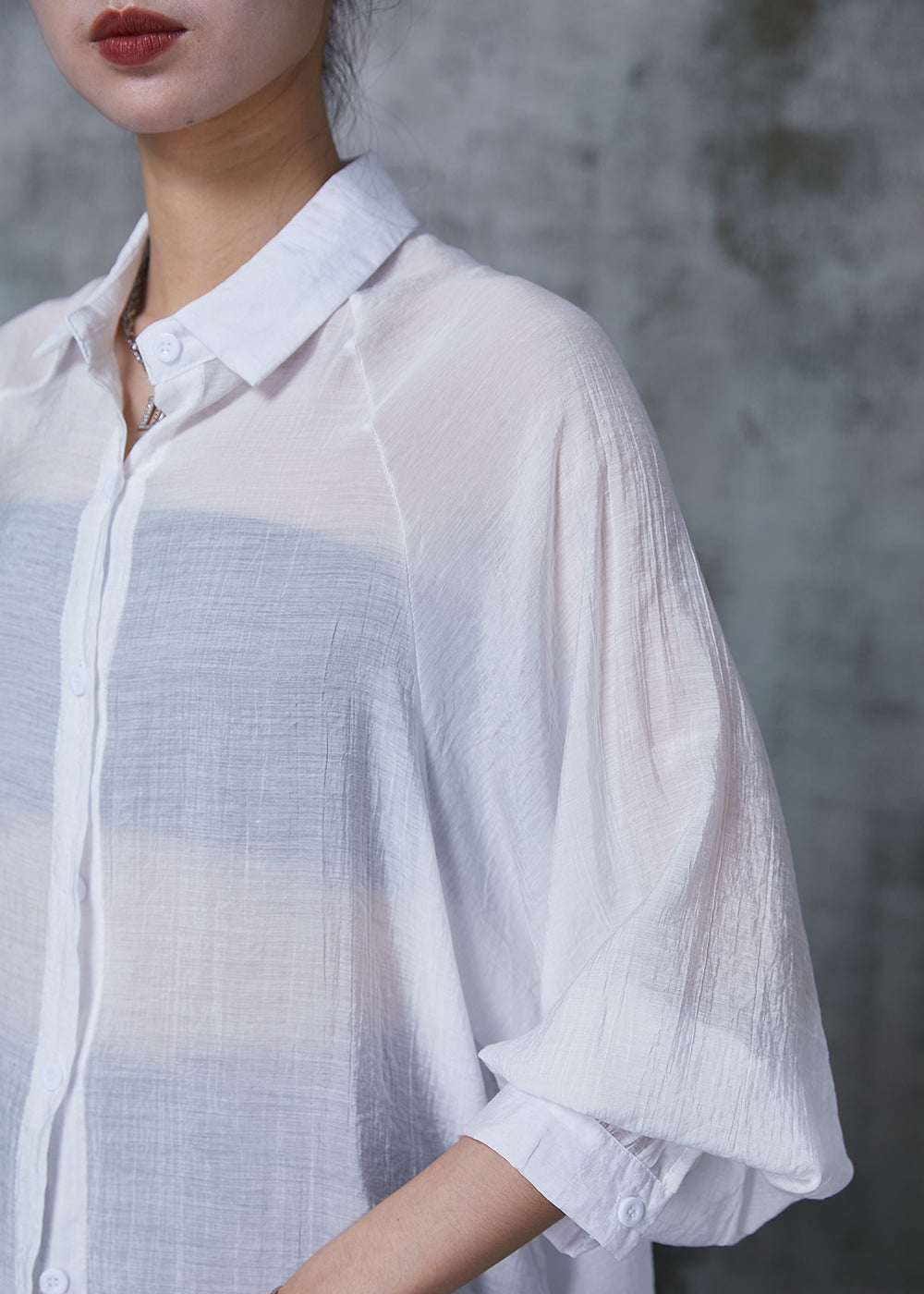 Effortlessly Elegant Shirt with a Timeless Design