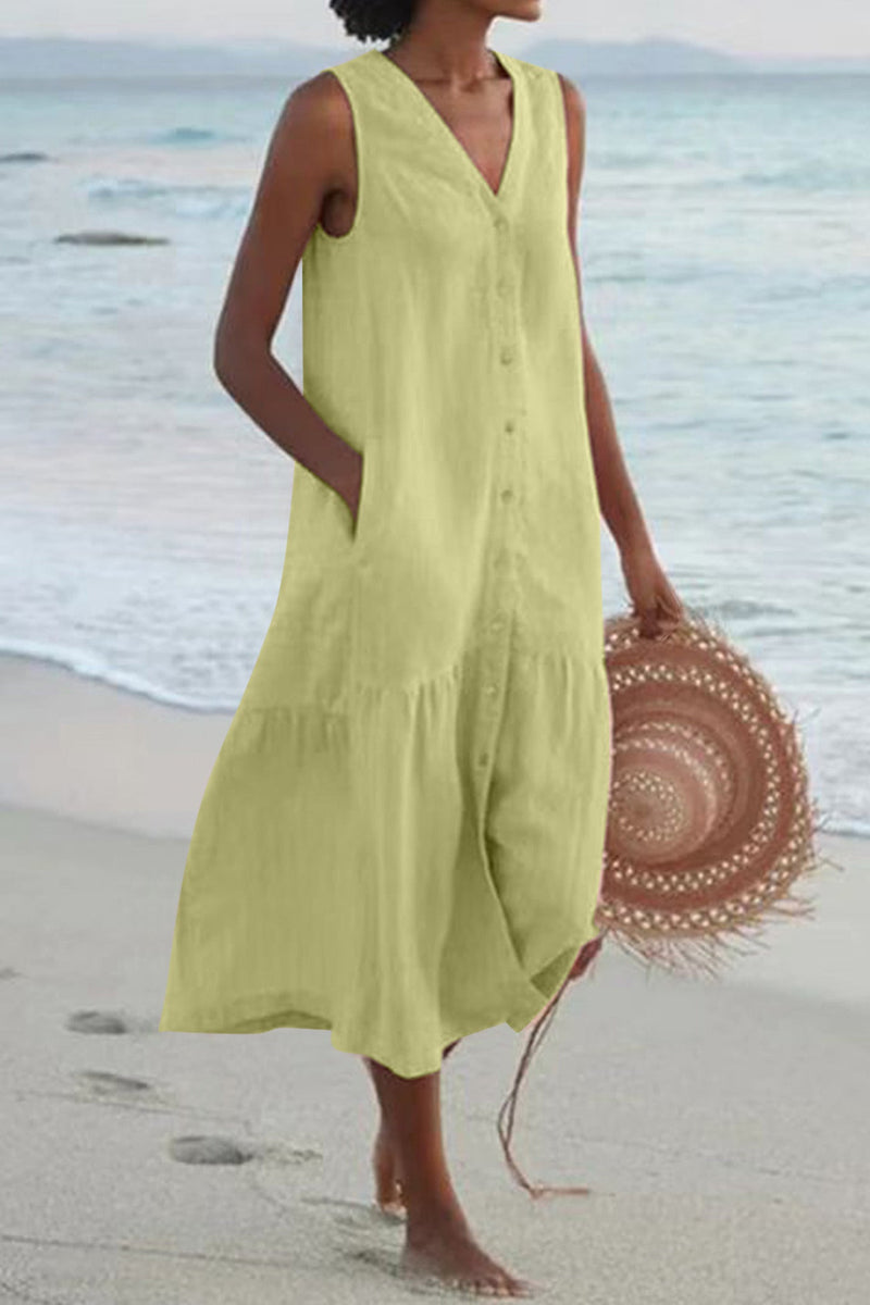 Beautifully Crafted Dress in a Classic Style