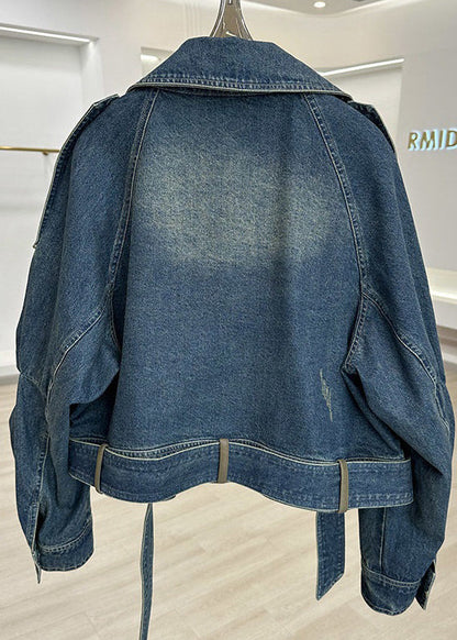 Sophisticated Coat with a Clean Classic Look