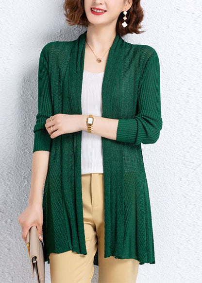 Classic Vintage Cardigan with a Flattering Fit