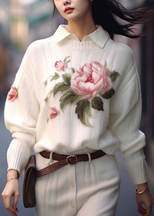 Effortlessly Elegant Sweater with a Timeless Design