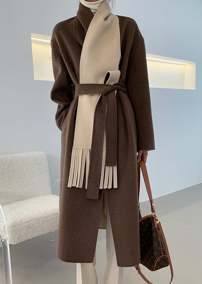 Well Tailored Coat with a Graceful Silhouette