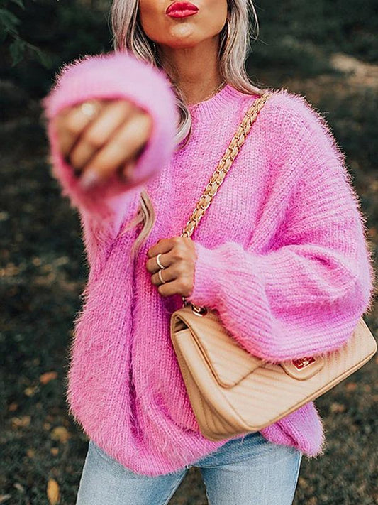 Well Tailored Sweater with a Graceful Silhouette