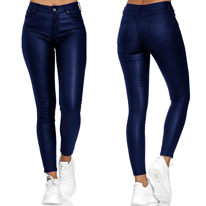 Effortlessly Elegant Trousers with a Timeless Design