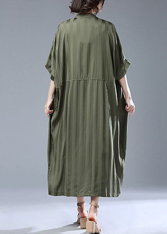 Classic Vintage Coat with a Flattering Fit
