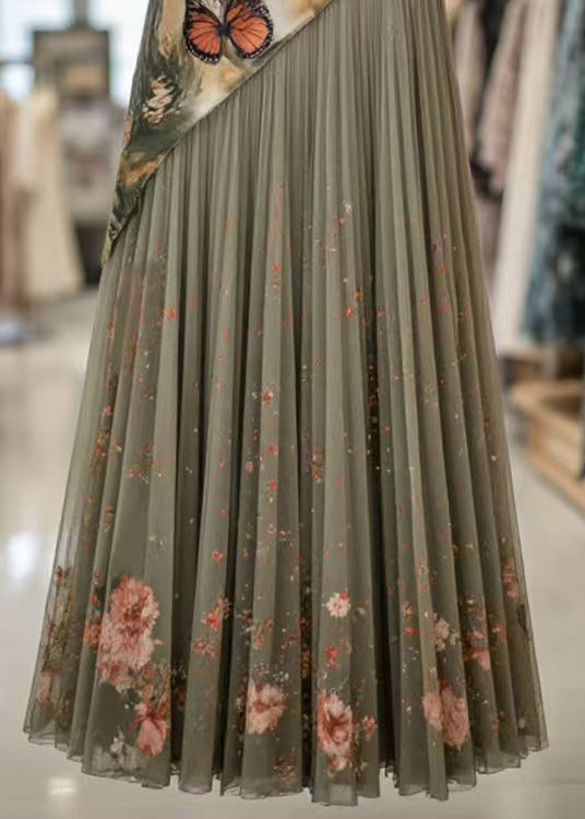 A Vintage Style Garment with Delicate Timeless Details