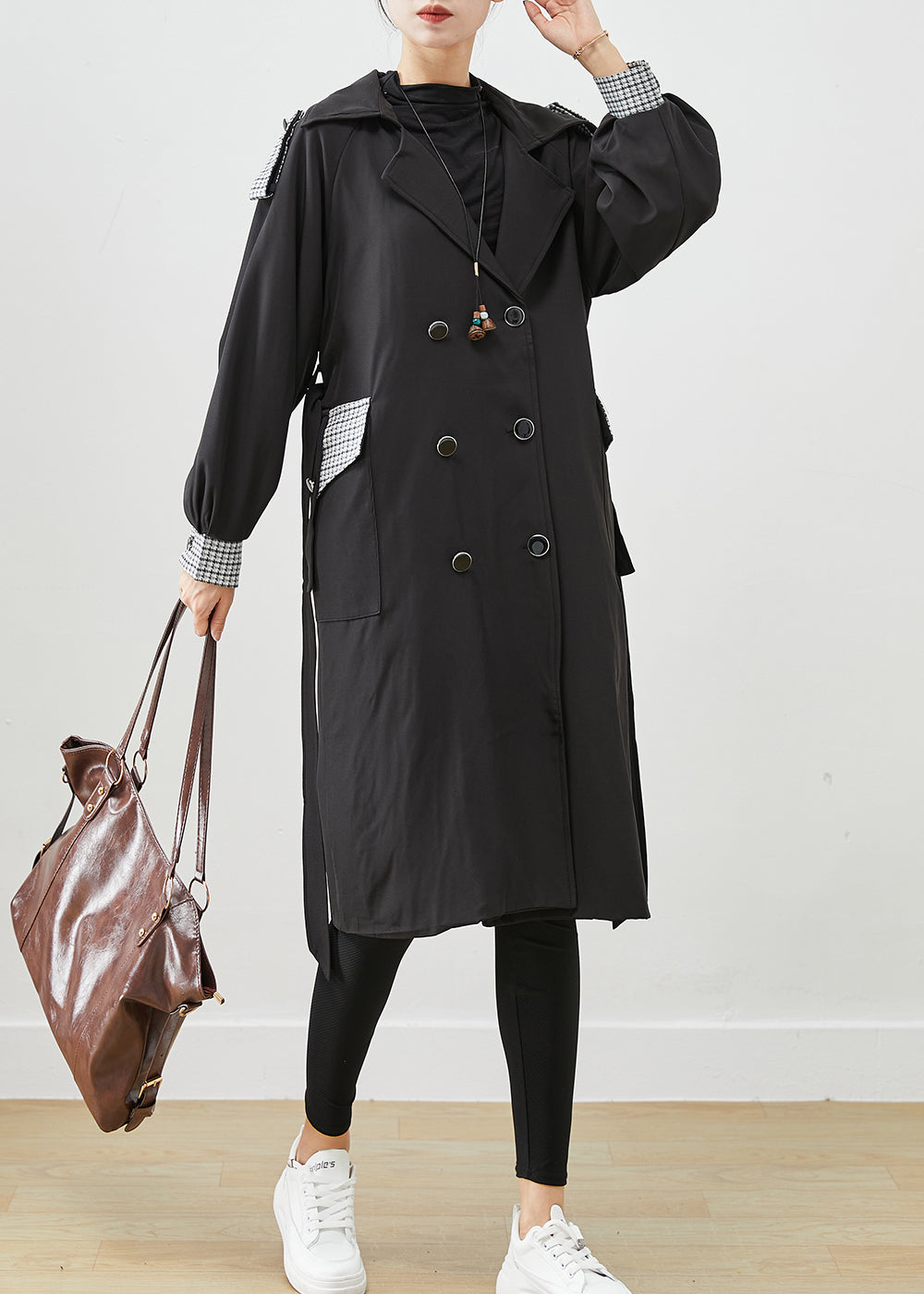 Beautifully Finished Coat in a Timeless Design