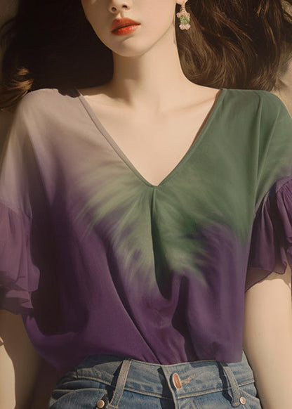 Classic Vintage Shirt with a Flattering Fit