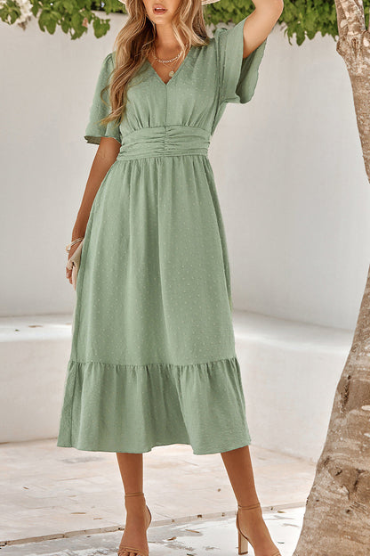 Beautifully Crafted Dress in a Classic Style