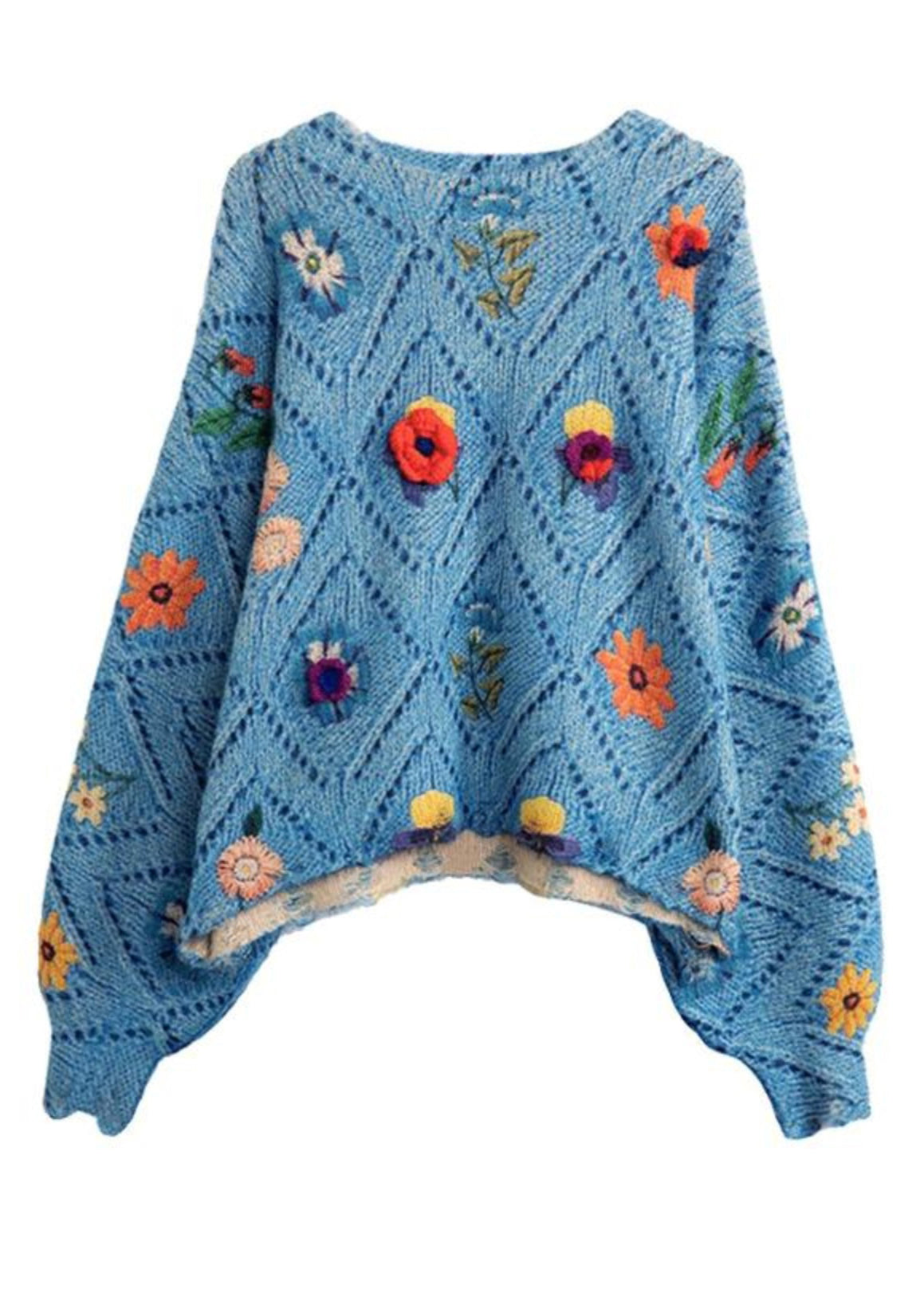 Well Tailored Sweater with a Graceful Silhouette