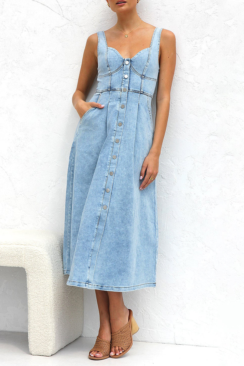 Classic Vintage & Enduringly Stylish Dress