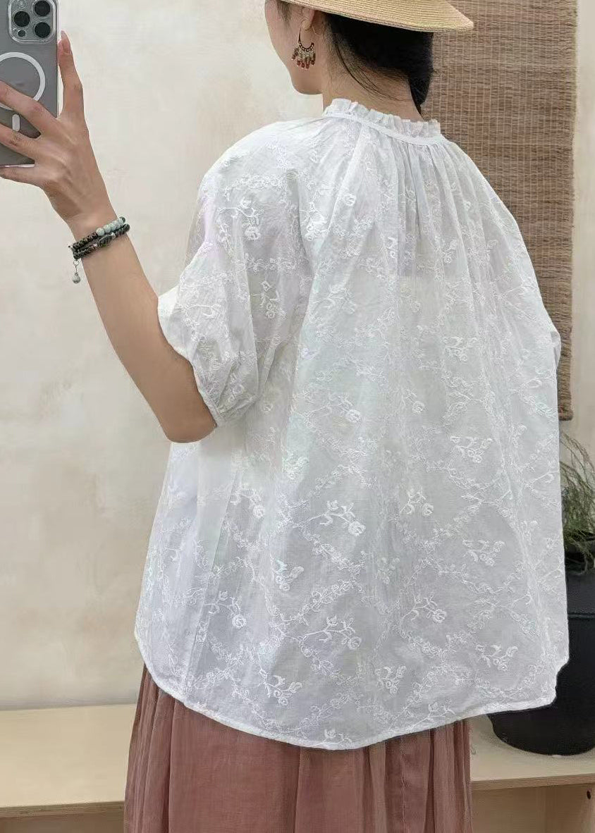 Well Tailored Shirt with a Graceful Silhouette