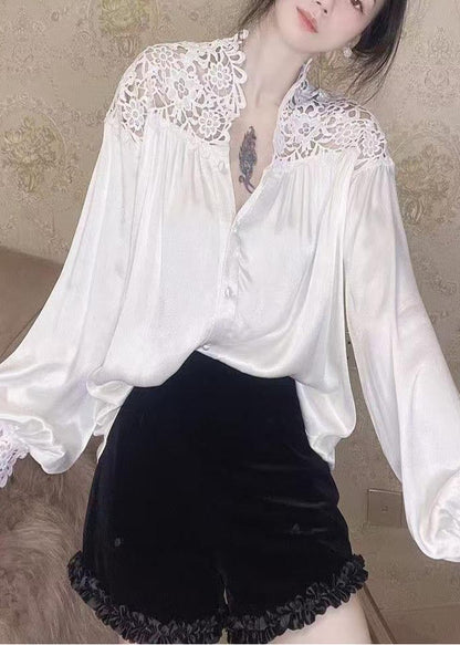 Effortlessly Elegant Blouse with a Timeless Design