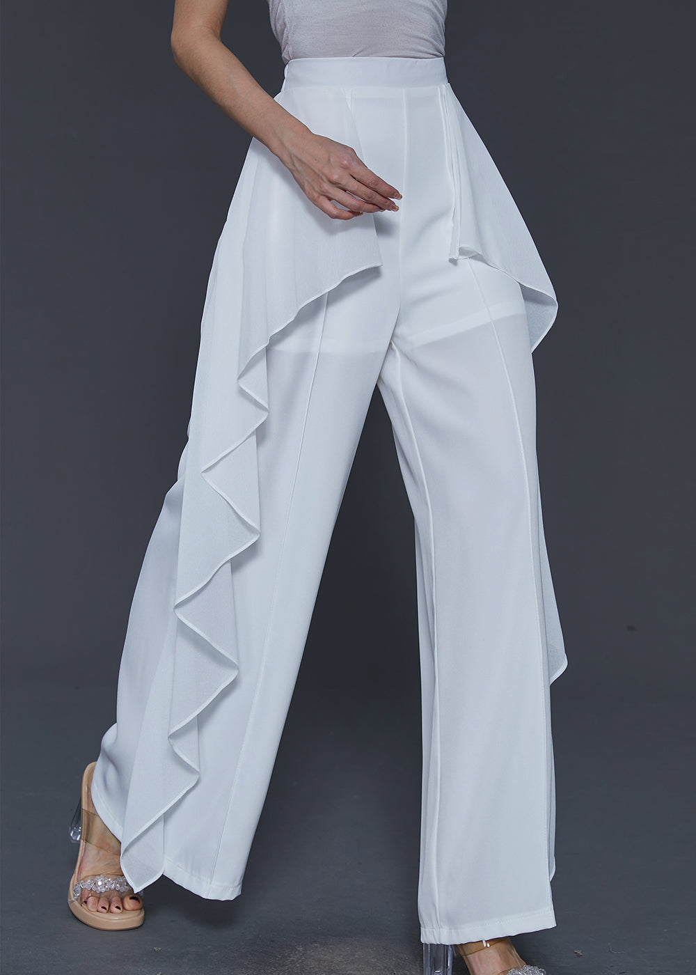 Sophisticated Pants with a Clean Classic Look