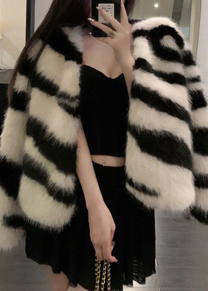 Sophisticated Coat with a Clean Classic Look