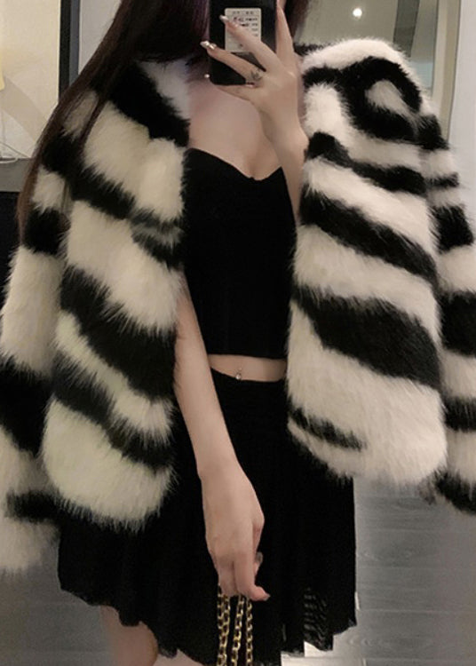 Sophisticated Coat with a Clean Classic Look