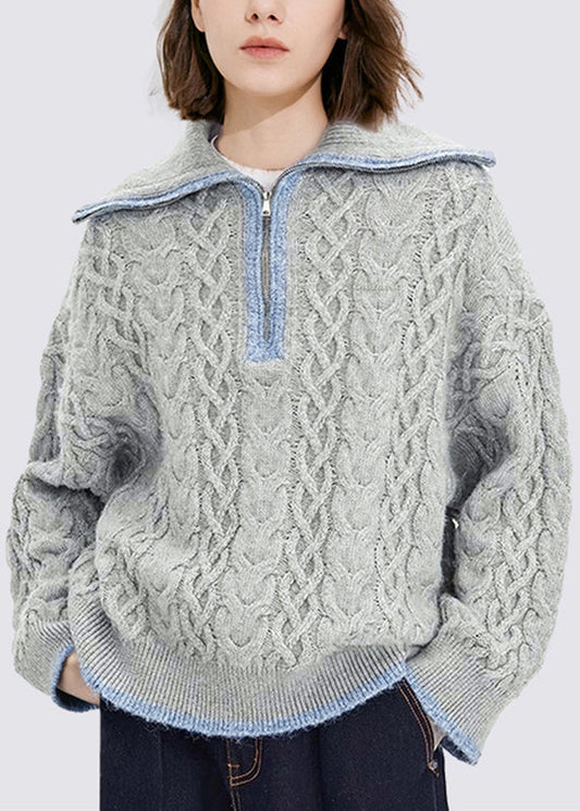 Well Tailored Sweater with a Graceful Silhouette
