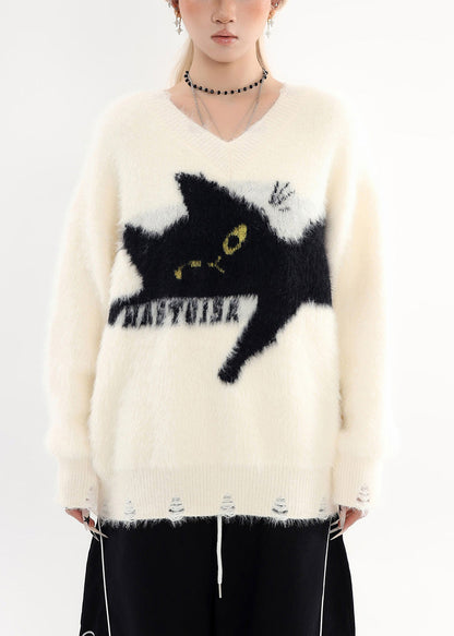 Beautifully Finished Sweater in a Timeless Design