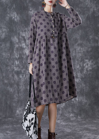 Classic Vintage Dress with a Flattering Fit