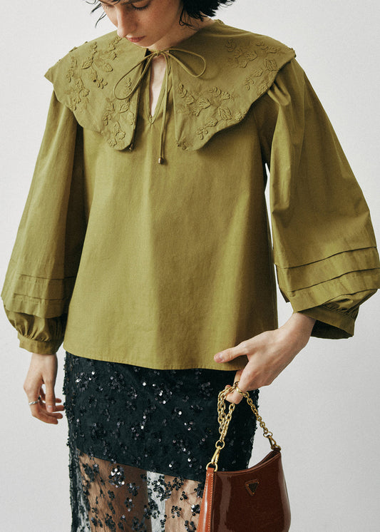 Elegantly Styled Shirt for Everyday Wear