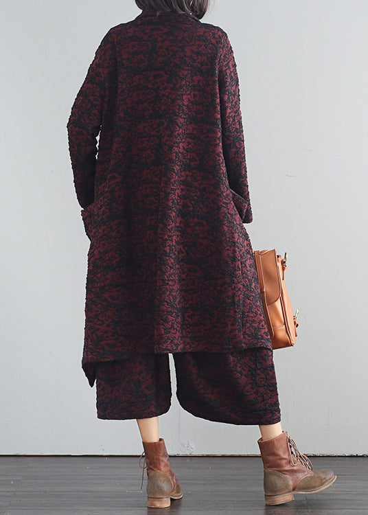 Effortlessly Elegant Pants with a Timeless Design