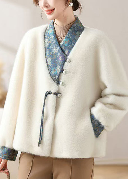 Classic Vintage & Enduringly Stylish Coat