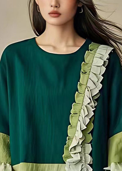 Well Tailored Top with a Graceful Silhouette