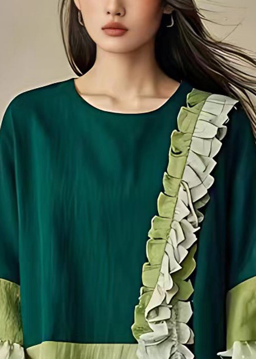 Well Tailored Top with a Graceful Silhouette