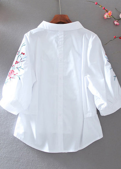 Classic Vintage Top with a Flattering Fit