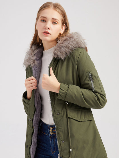 Effortlessly Elegant Coat with a Timeless Design