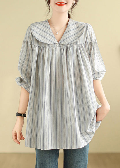 Polished Top with an Effortless Classic Look