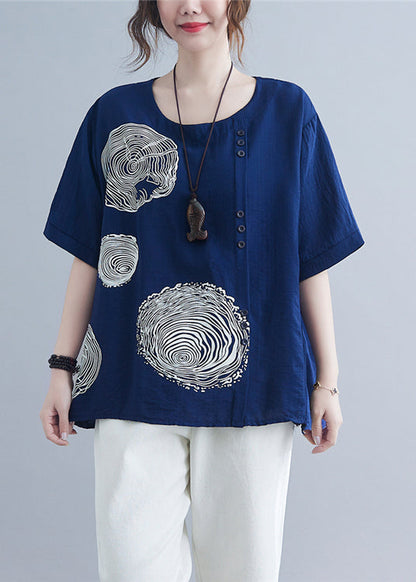 Well Tailored Garment with a Graceful Silhouette