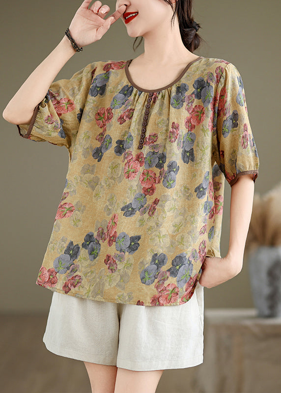 Classic Vintage Shirt with a Flattering Fit