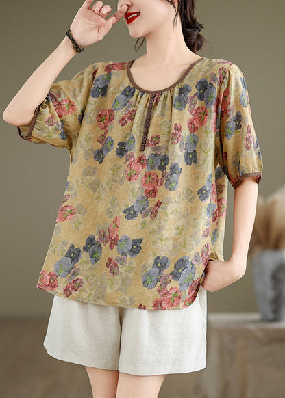 Classic Vintage Shirt with a Flattering Fit