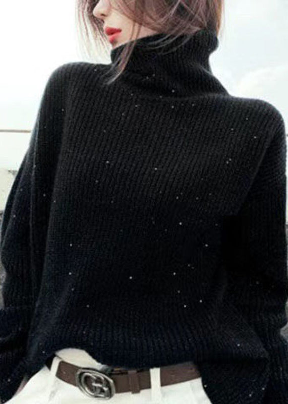 Beautifully Finished Sweater in a Timeless Design