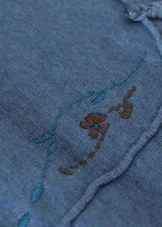 Gracefully Styled Sweater for Any Occasion
