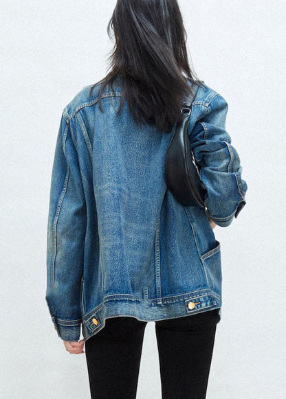 Classic Vintage Coat with a Flattering Fit