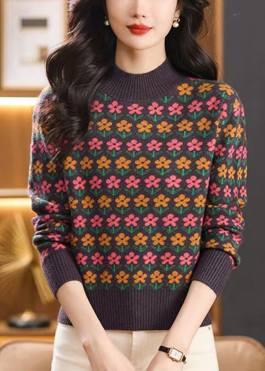 Well Tailored Sweater with a Graceful Silhouette