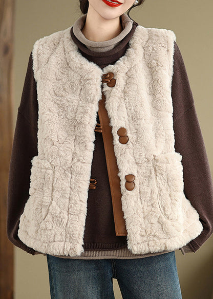 Sophisticated Coat with a Clean Classic Look