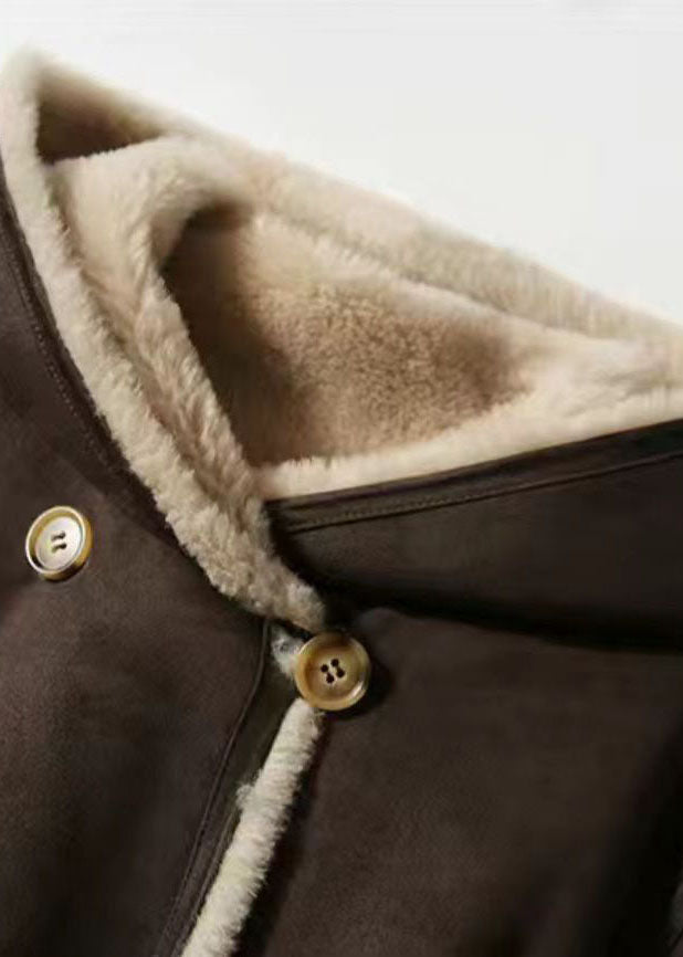 Effortlessly Elegant Coat with a Timeless Design