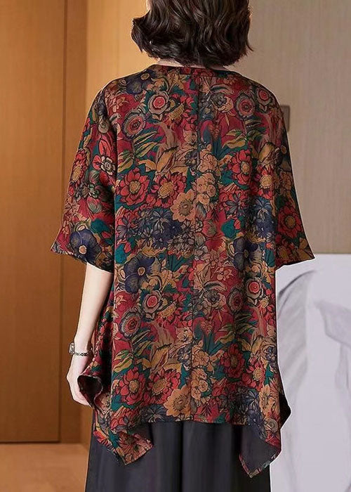 Sophisticated Blouse with a Clean Classic Look