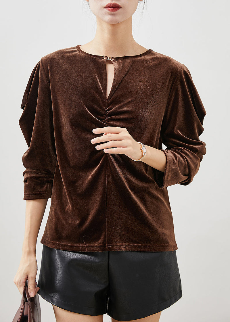 Effortlessly Elegant Blouse with a Timeless Design